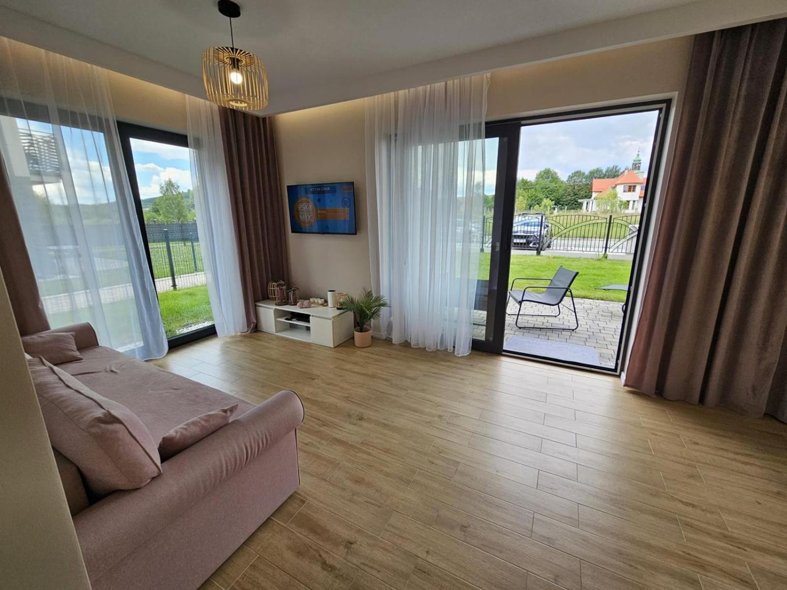 Sosnowkowy Zakatek Apartment