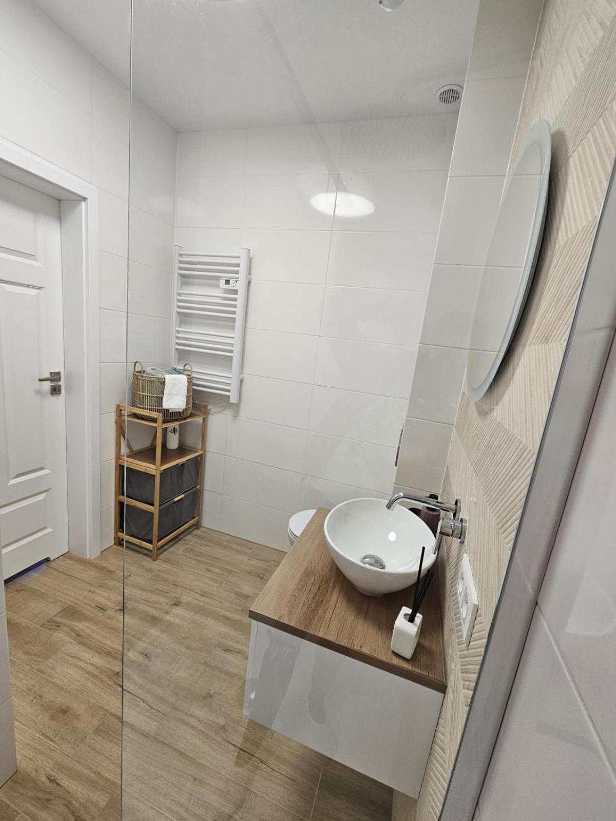 Sosnowkowy Zakatek Apartment